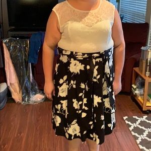 Size 20. One piece dress.